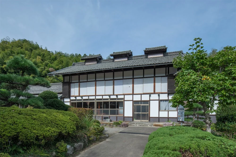 高山社跡母屋兼蚕室
